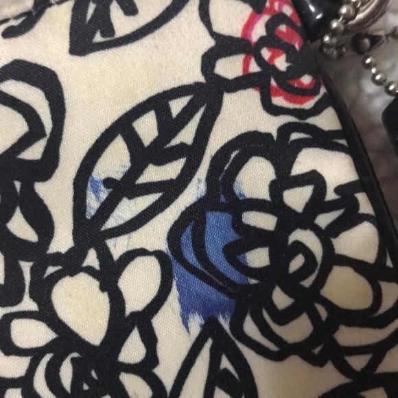 COACH floral print wristlet *slightly damaged* - Picture 5 of 5